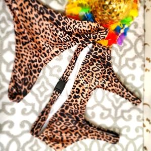 Bucke Top Leopard Print Bikini